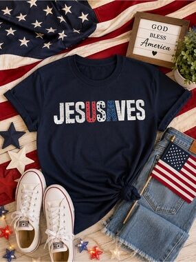 Gildan Navy 'JESUS SAVES' Patriotic Short Sleeve Tee